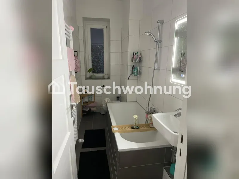 Tauschwohnung: Ruhige 2-Zimmer-Altbauwohnung mit Charme und Balkon — photo 1